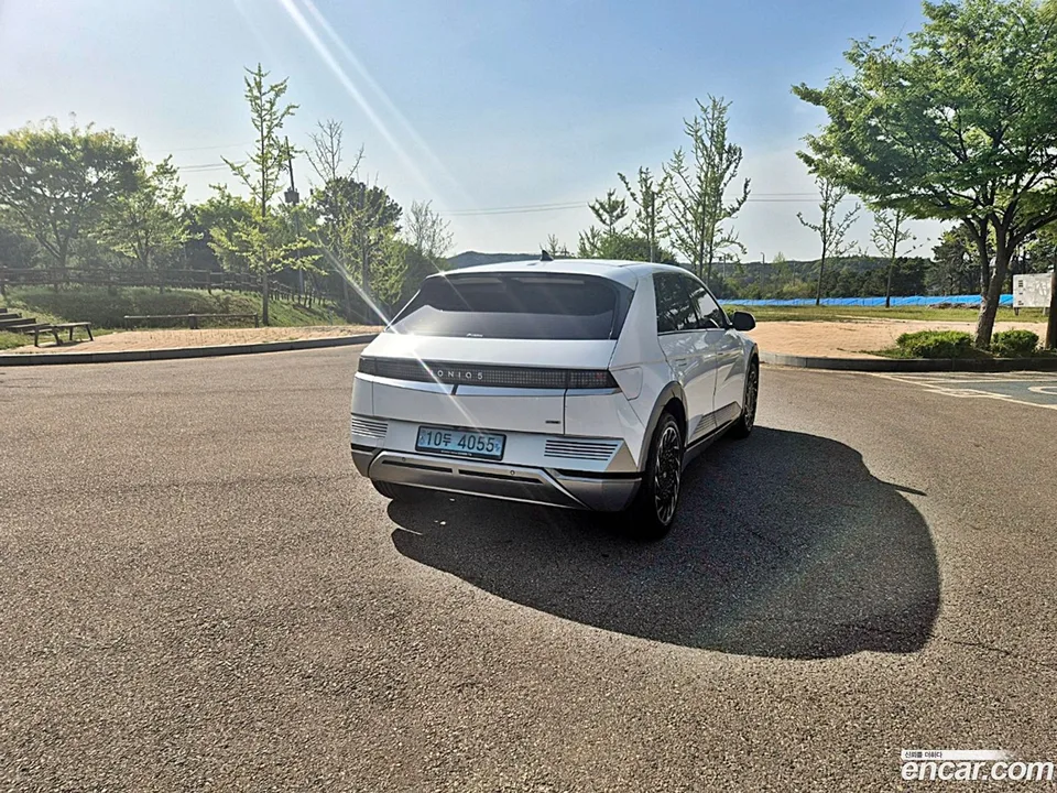 Hyundai Ioniq 5 AWD 2022 — миниатюра 2