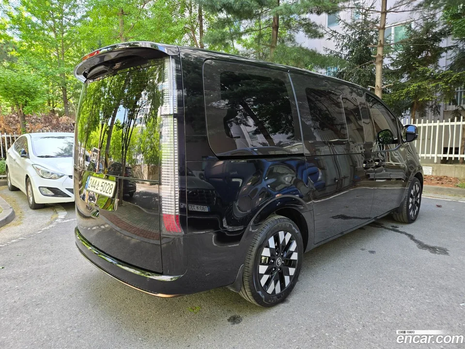 Hyundai Staria HEV 1.6 7 2024 — миниатюра 4