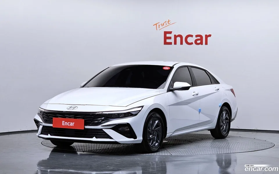 Hyundai Avante CN7 1.6 2025 — фото 1, купить с доставкой в Москву