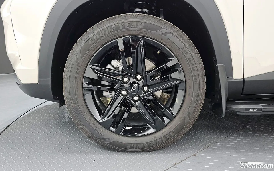 Chevrolet Trax Crossover 1.2 ACTIV 2025 — миниатюра 2