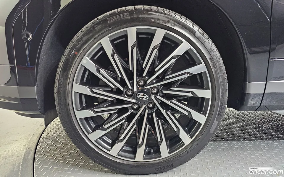 Hyundai SantaFe 2.5T 2WD 2023 — thumbnail 2