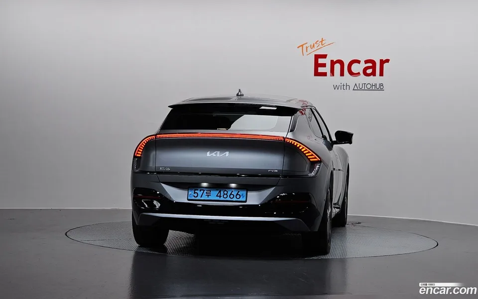 Kia EV6 2022 — миниатюра 4