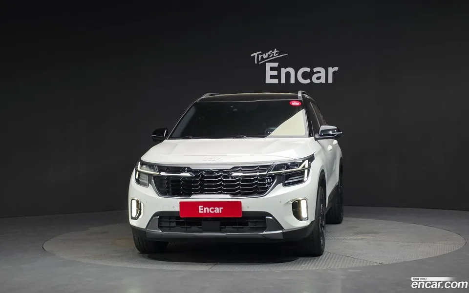 Kia Seltos 2.0 2WD 2023 — миниатюра 3