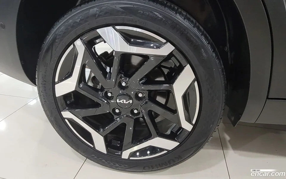 Kia Seltos 2.0 2WD 2022 — миниатюра 2