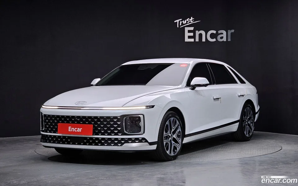Hyundai Grandeur Hybrid 2025 — фото 1, купить с доставкой в Москву