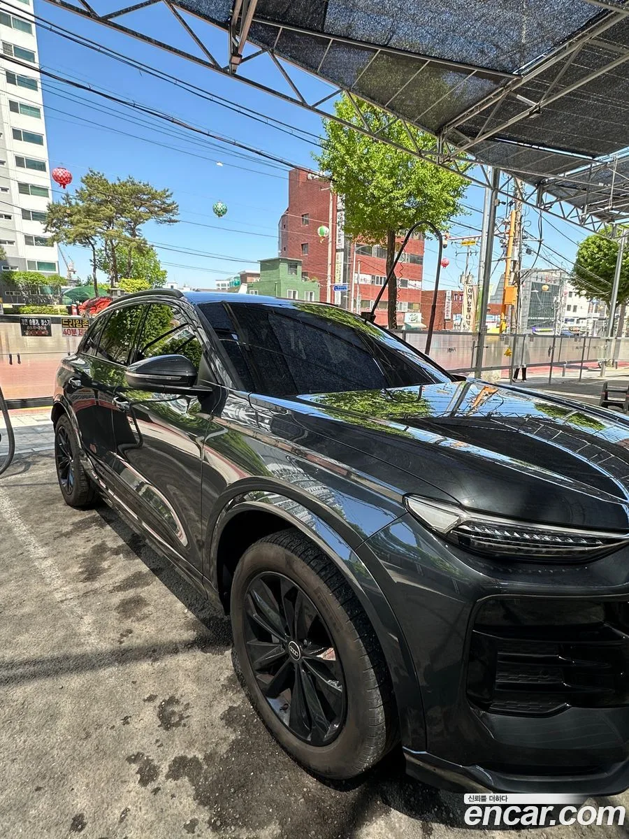 Audi Q6 e- 2025 — миниатюра 3