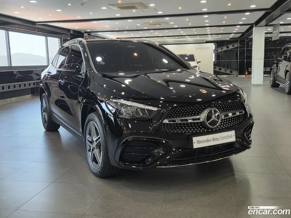 Mercedes-Benz GLA-Class GLA250 4MATIC 2024 — миниатюра 3