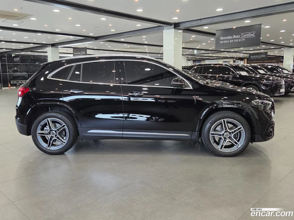 Mercedes-Benz GLA-Class GLA250 4MATIC 2024 — миниатюра 4