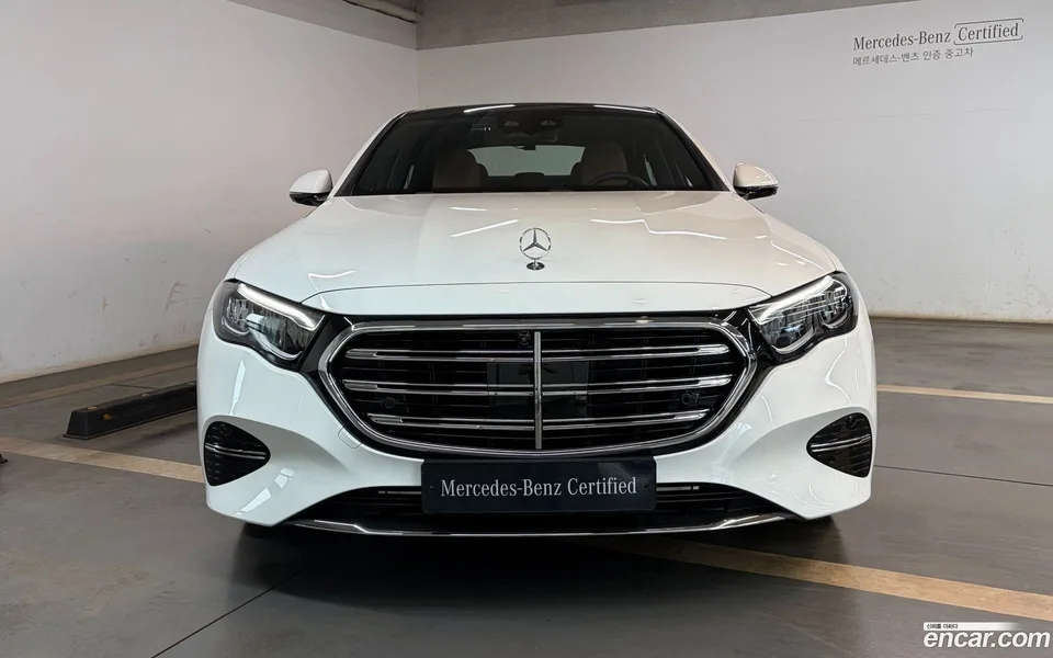 Mercedes-Benz E-Class E220d 4MATIC 2025 — миниатюра 2