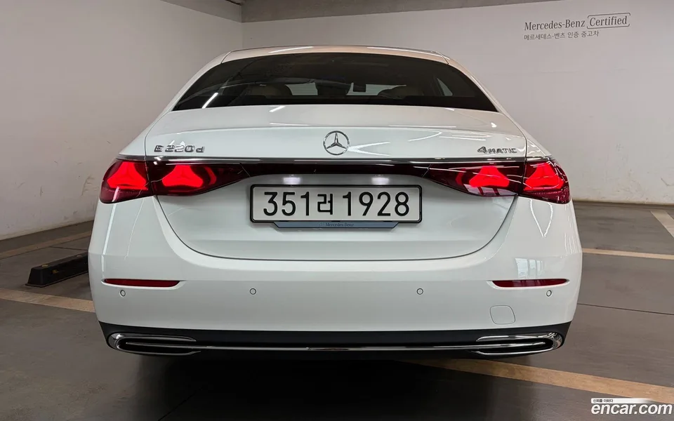 Mercedes-Benz E-Class E220d 4MATIC 2025 — миниатюра 4