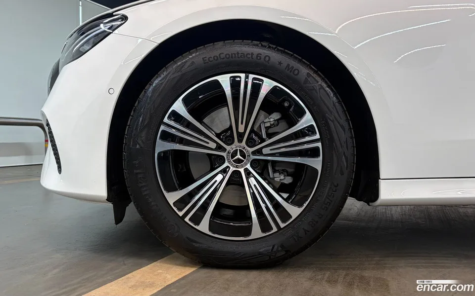 Mercedes-Benz E-Class E200 2026 — миниатюра 2