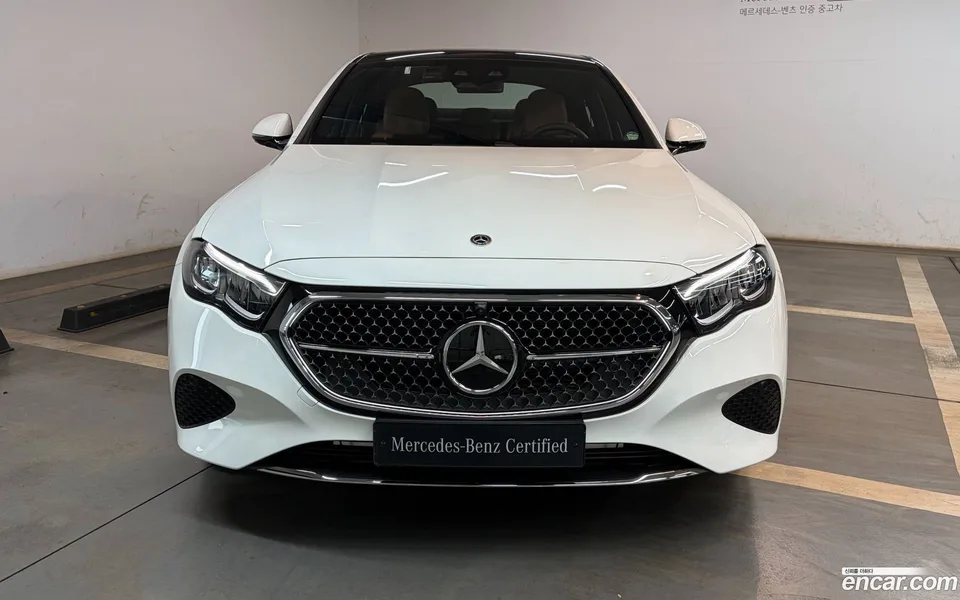Mercedes-Benz E-Class E200 2026 — миниатюра 3