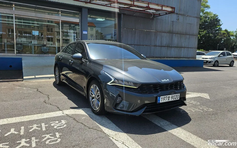 Kia K5 Hybrid 2022 — миниатюра 3