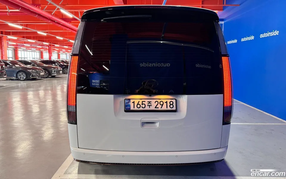 Hyundai Staria L3.5 9 2025 — миниатюра 4