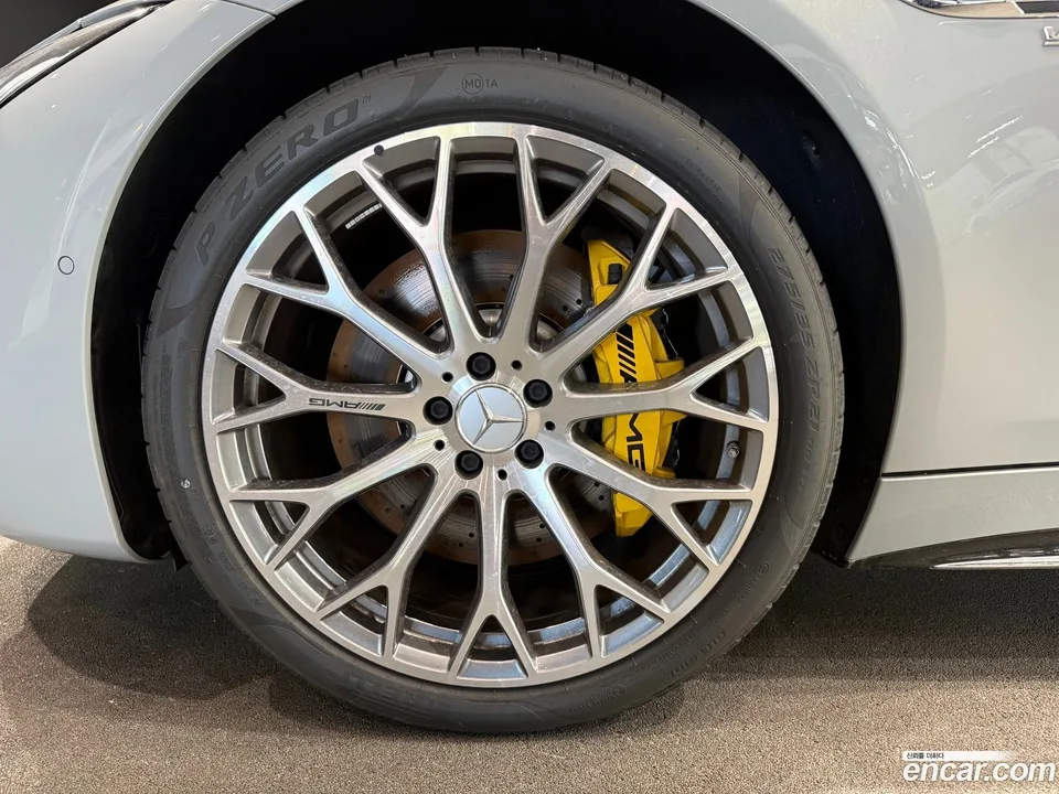 Mercedes-Benz SL-Class AMG SL63 4MATIC+ 2025 — миниатюра 5