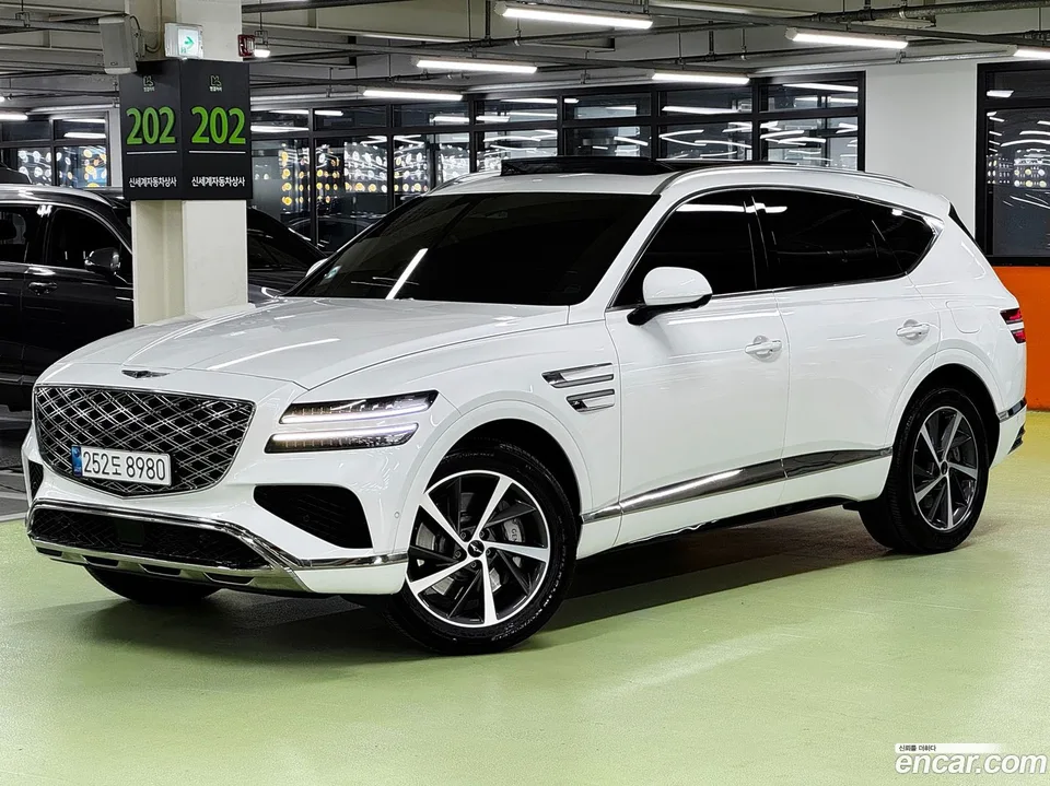 Genesis GV80 2.5T AWD 2024 — фото 1, купить с доставкой в Москву