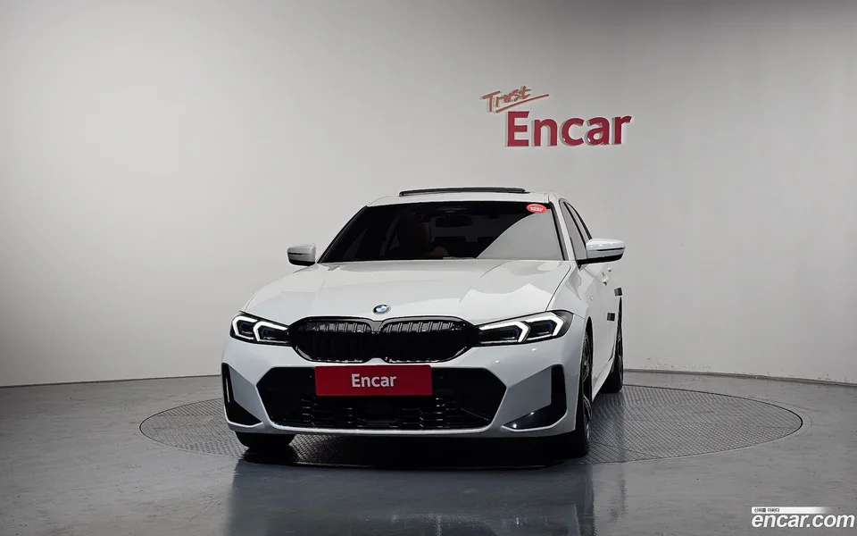 BMW 3 Series 320i M 2023 — миниатюра 3