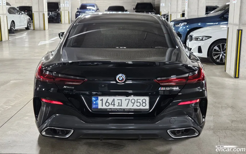 BMW 8 Series M850i xDrive 2022 — миниатюра 4