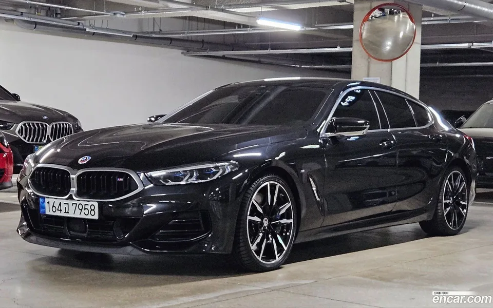 BMW 8 Series M850i xDrive 2022 — фото 1, купить с доставкой в Москву