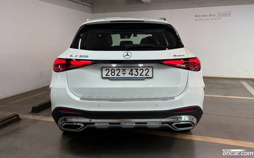Mercedes-Benz GLC-Class GLC300 4MATIC AMG Line 2025 — миниатюра 4