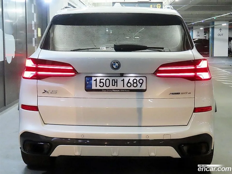 BMW X5 xDrive 50e M 2024 — миниатюра 5