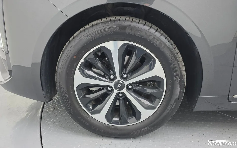 Kia K8 Hybrid 2025 — миниатюра 2