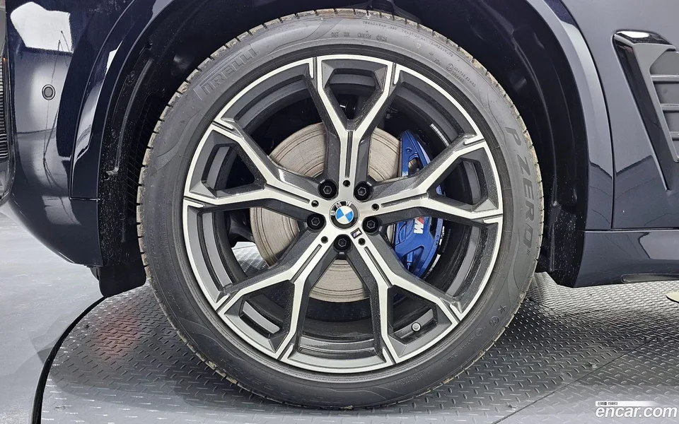 BMW X5 xDrive 40i M 2026 — миниатюра 5