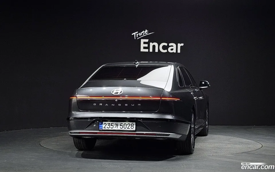 Hyundai Grandeur Hybrid 2025 — миниатюра 4