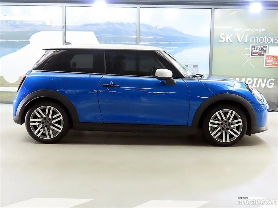 MINI Cooper C 2025 — миниатюра 3