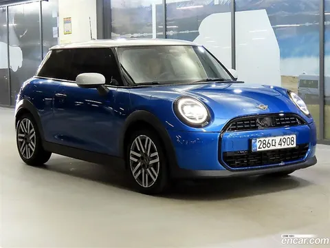 MINI Cooper C 2025 buy in Moscow