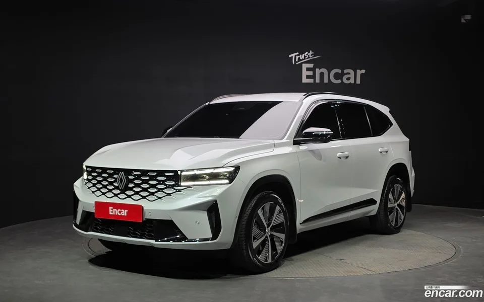 Renault Samsung Grand Koleos 1.5 E-TECH 2WD 2024 — фото 1, купить с доставкой в Москву