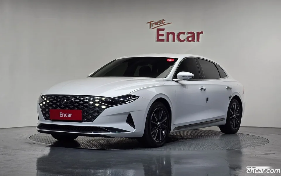 Hyundai Grandeur IG 3.3 2022 — фото 1, купить с доставкой в Москву