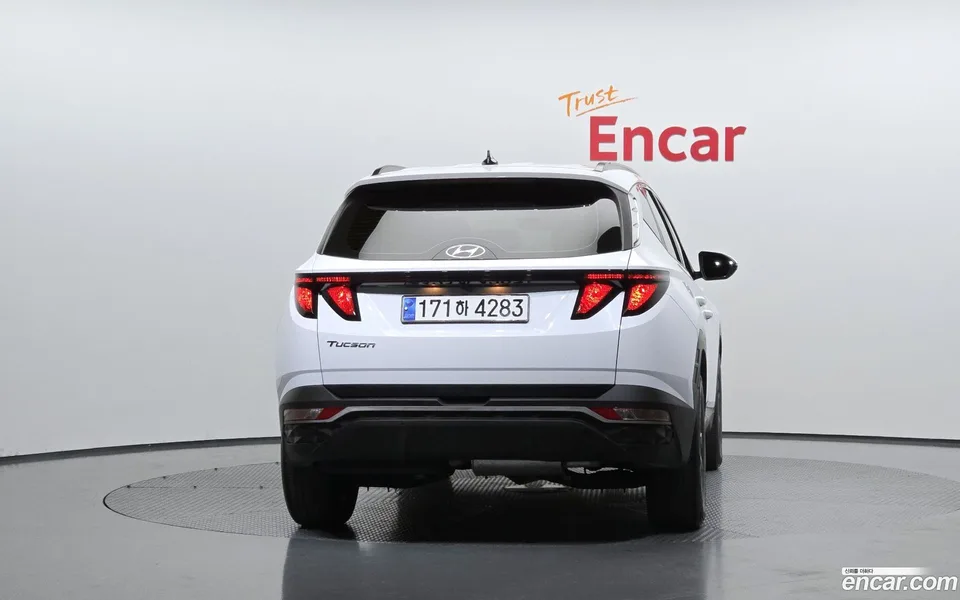 Hyundai Tucson 2.0 2WD 2023 — миниатюра 4