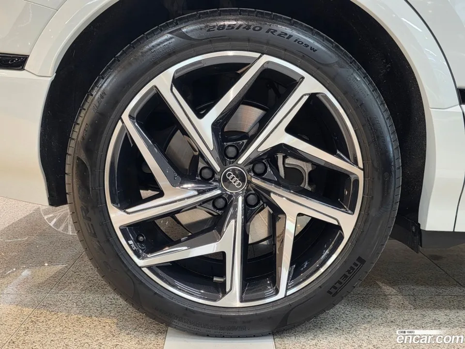 Audi Q6 e- 2025 — миниатюра 2