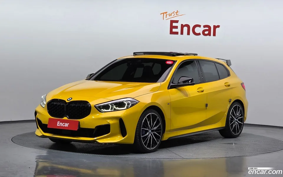 BMW 1 Series M135i xDrive 2022 — photo 1, buy with delivery to Moscow