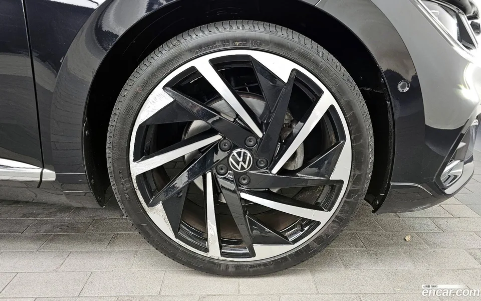 Volkswagen Arteon 2.0 TDI R-LINE 4 2022 — миниатюра 2