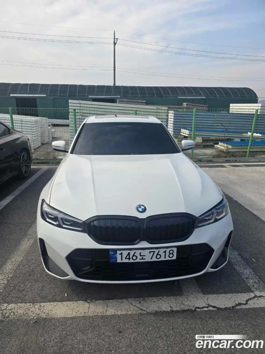 BMW 3 Series 320i M 2023 — фото 1, купить с доставкой в Москву