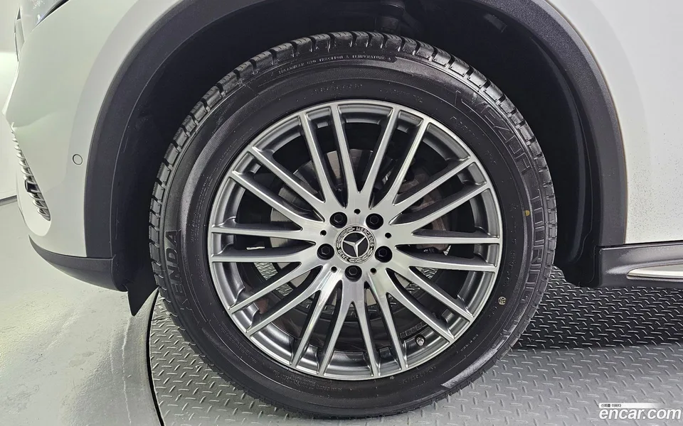 Mercedes-Benz GLC-Class GLC220 d 4MATIC 2023 — миниатюра 2