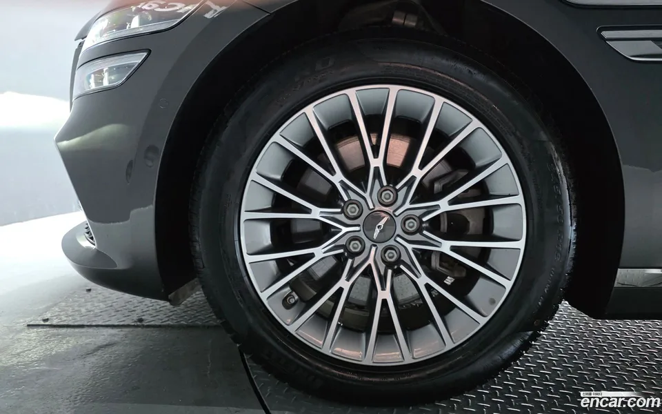 Genesis G80 2.5 AWD 2023 — миниатюра 2