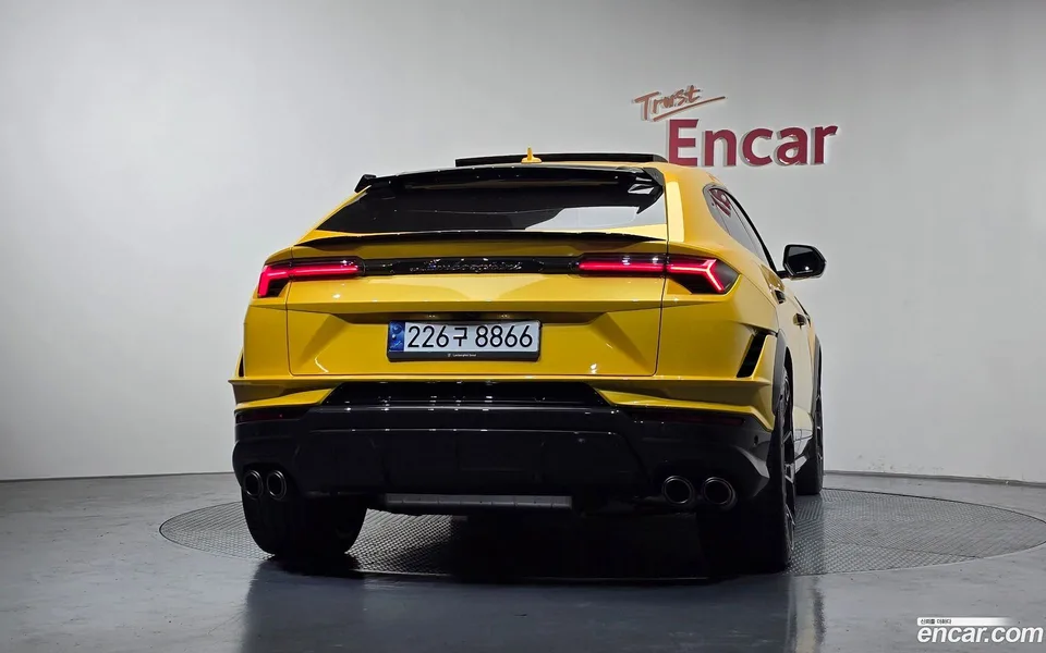 Lamborghini Urus 4.0 V8 2024 — миниатюра 4