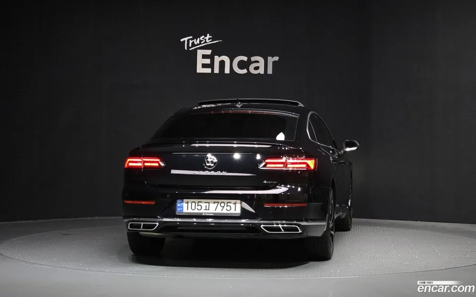 Volkswagen Arteon 2.0 TDI R-LINE 4 2022 — миниатюра 4