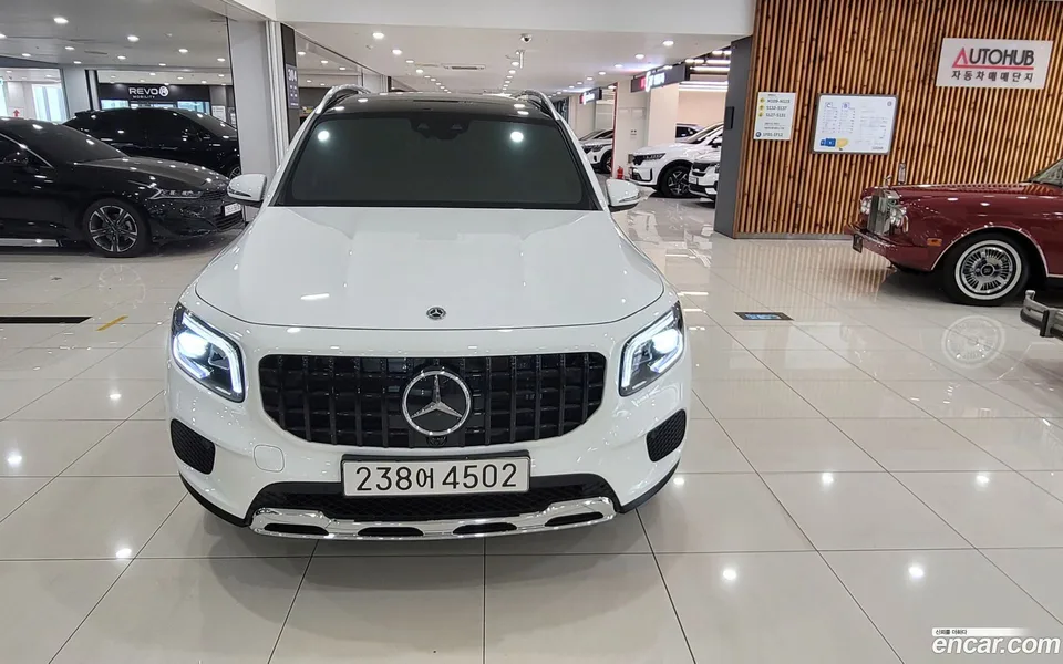 Mercedes-Benz GLB-Class GLB200 d 2022 — миниатюра 3