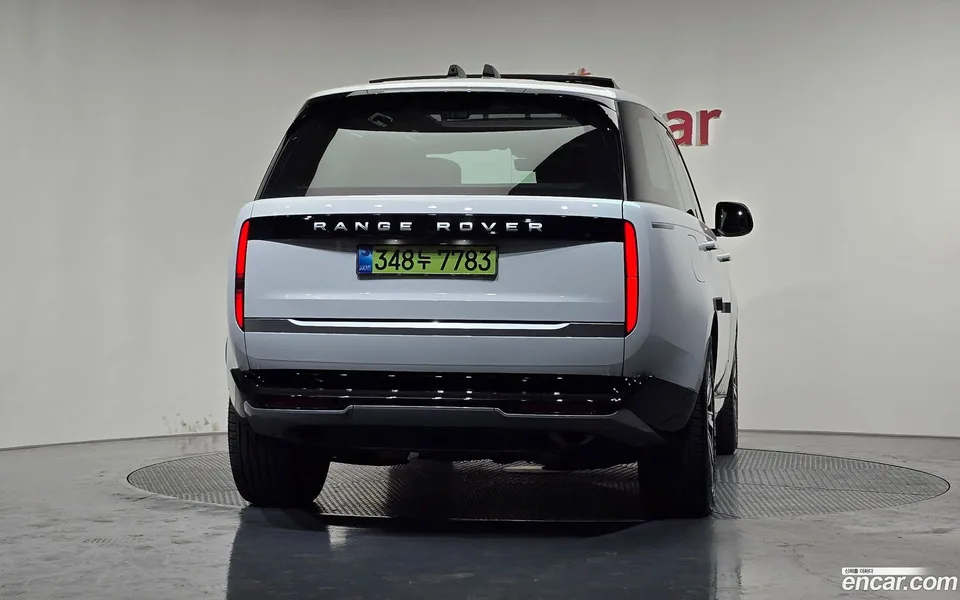Land Rover Range Rover P550E AB 2025 — миниатюра 4