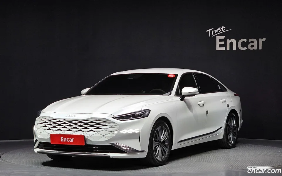 Kia K8 3.5 2WD 2022 — фото 1, купить с доставкой в Москву