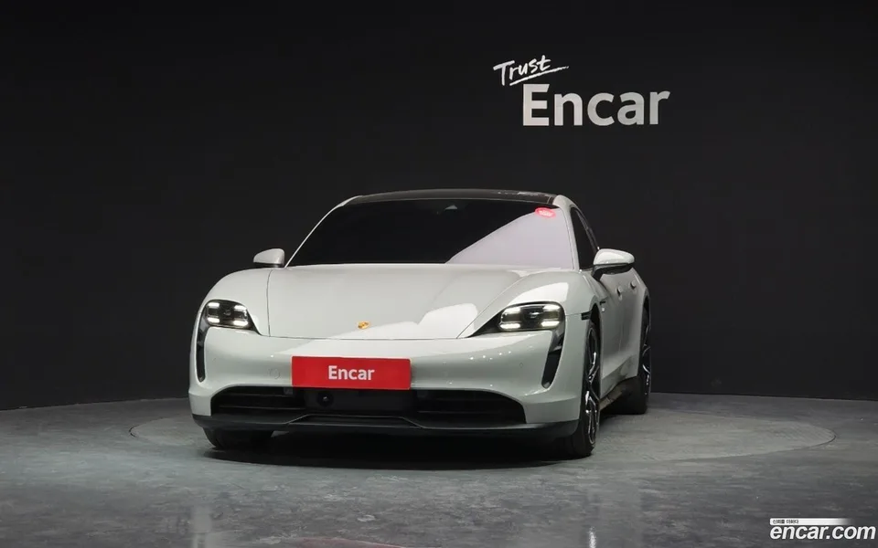 Porsche Taycan 4S 2024 — миниатюра 3