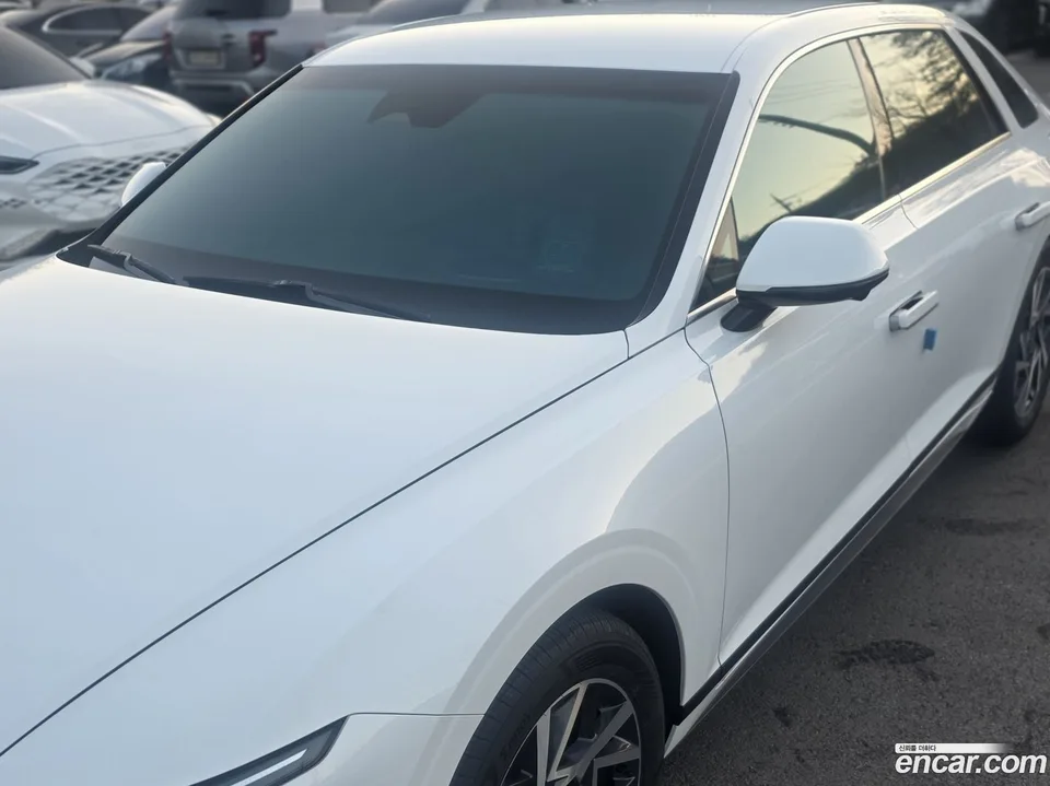 Hyundai Grandeur Hybrid 2024 — миниатюра 3