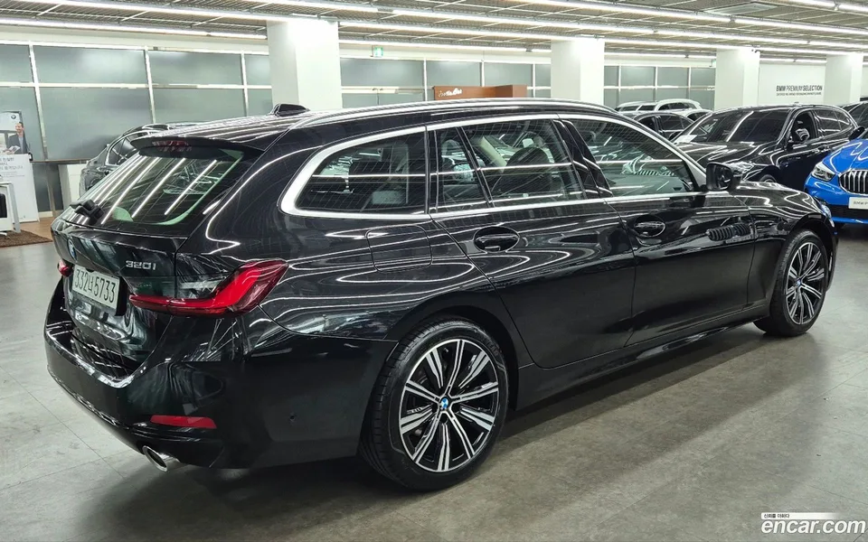 BMW 3 Series 320i 2025 — миниатюра 4