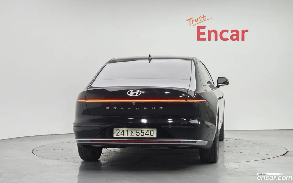 Hyundai Grandeur Hybrid 2024 — миниатюра 4