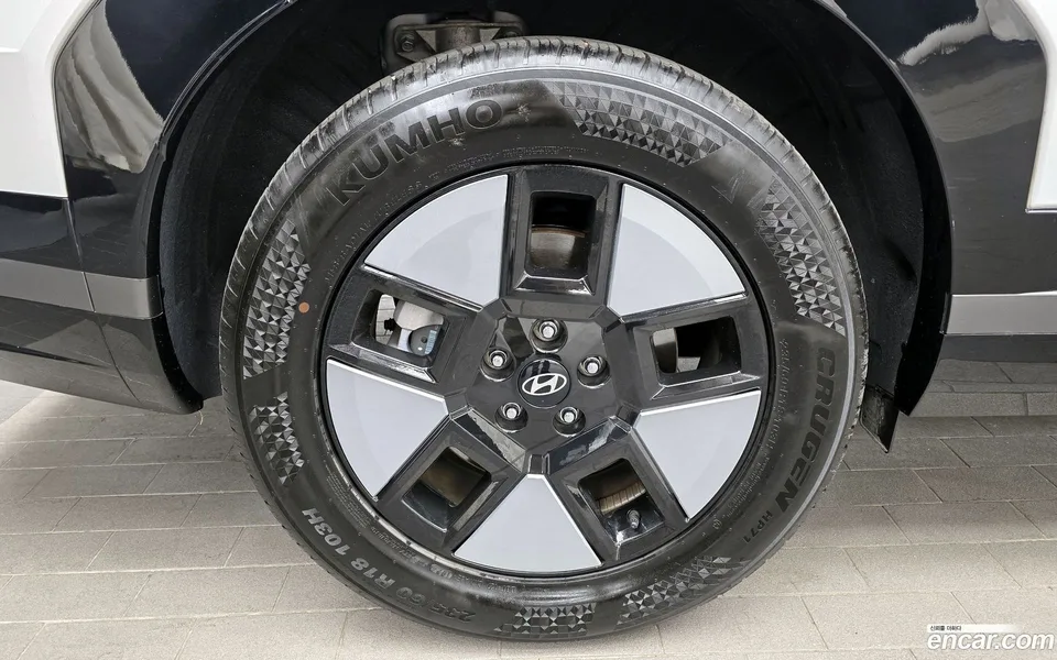 Hyundai SantaFe HEV 1.6 2WD 2024 — миниатюра 2