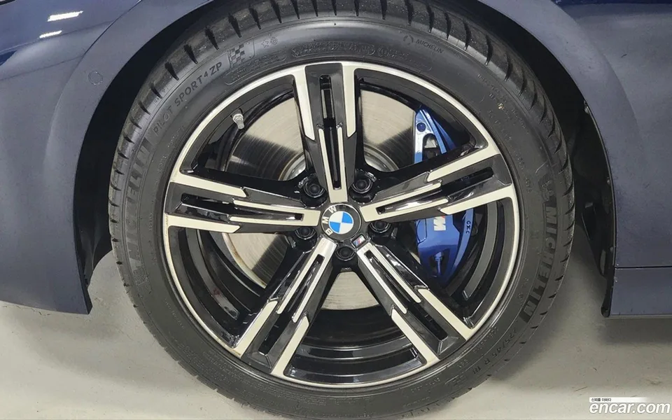 BMW 3 Series 320i M 2025 — миниатюра 2